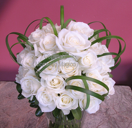 bou_dutch_wht_roses.png