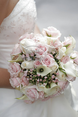 guide-to-wedding-flowers.png
