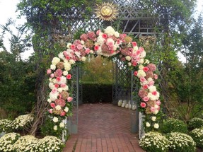 beautiful-wedding-arch-1024x768.jpg