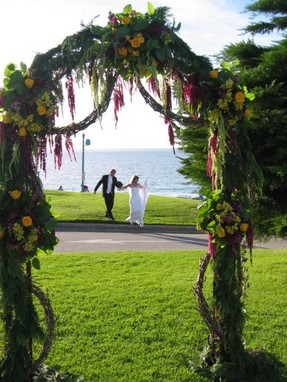 wedding_arch_redondo_lg.jpg